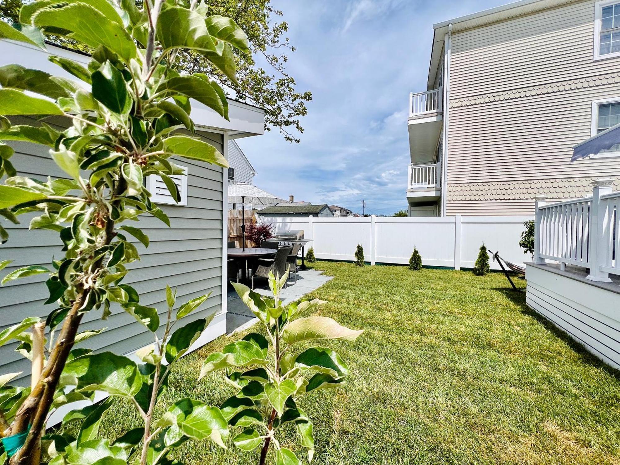 Unique Wildwood 3 Bedroom 1,5 Ba Entire House In The Heart Of Wildwood! Εξωτερικό φωτογραφία